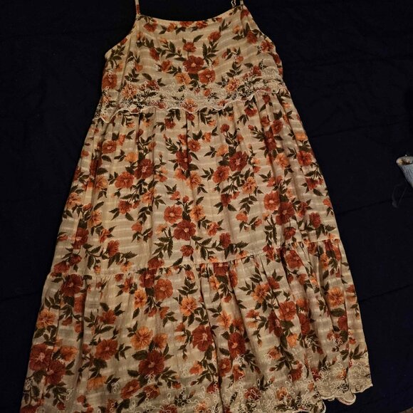 AMERICAN EAGLE XS FLORAL DRESS - Picture 1 of 3